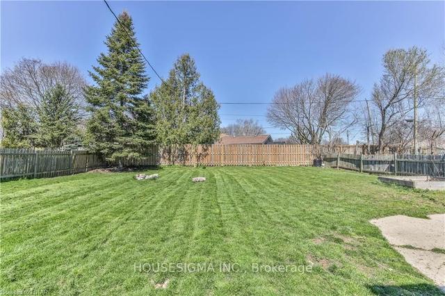 1563 Nairn Ave, House detached with 3 bedrooms, 2 bathrooms and 4 parking in London ON | Image 6