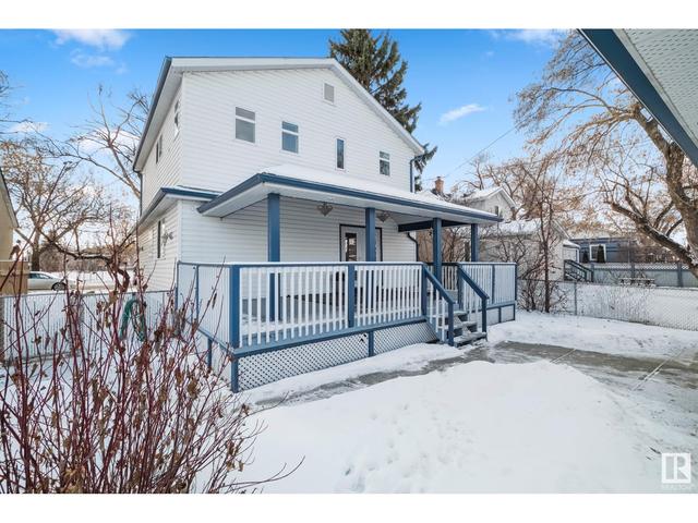 7326 111 Av Nw, House detached with 4 bedrooms, 2 bathrooms and null parking in Edmonton AB | Image 35