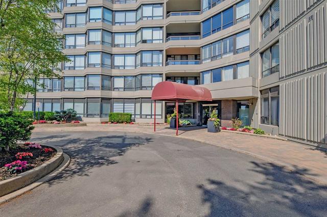 1603 - 7460 Bathurst St, Condo with 2 bedrooms, 2 bathrooms and 1 parking in Vaughan ON | Image 12