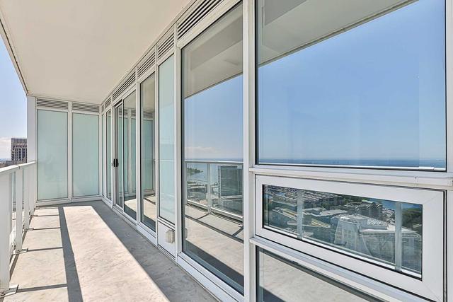 3702 - 17 Bathurst St, Condo with 3 bedrooms, 2 bathrooms and 1 parking in Toronto ON | Image 28