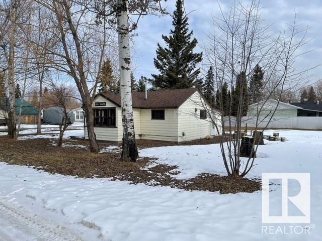 5231 48a Av, House detached with 2 bedrooms, 0 bathrooms and null parking in Alberta Beach AB | Image 10