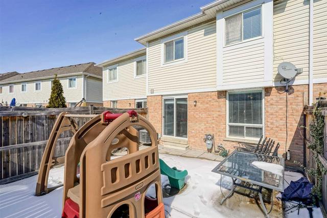 6 Brisbane Crt, Townhouse with 3 bedrooms, 3 bathrooms and 1 parking in Brampton ON | Image 20