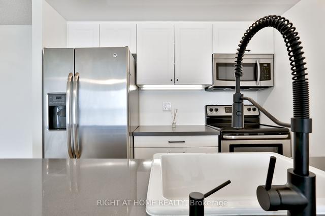 2811 - 7 Concorde Pl, Condo with 1 bedrooms, 1 bathrooms and 1 parking in Toronto ON | Image 24