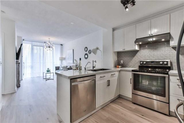 Lph08 - 28 Byng Ave, Condo with 2 bedrooms, 1 bathrooms and 1 parking in Toronto ON | Image 3