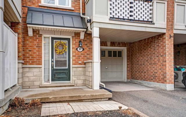 37 Gerigs St, House attached with 2 bedrooms, 2 bathrooms and 2 parking in Toronto ON | Image 15