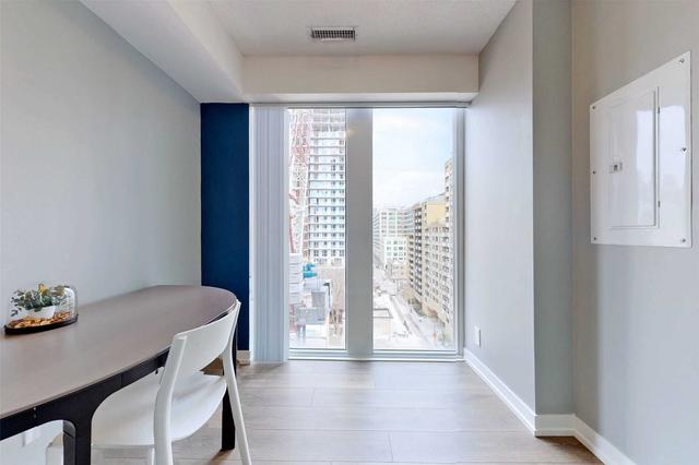 1012 - 60 Shuter St, Condo with 1 bedrooms, 2 bathrooms and 0 parking in Toronto ON | Image 21