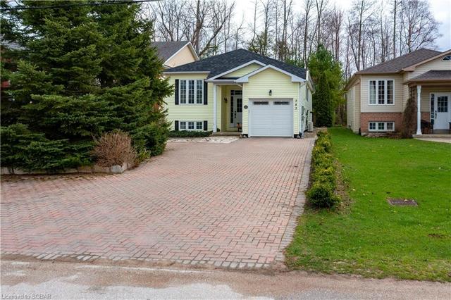 343 Robinson Road, House detached with 3 bedrooms, 2 bathrooms and 5 parking in Wasaga Beach ON | Image 44