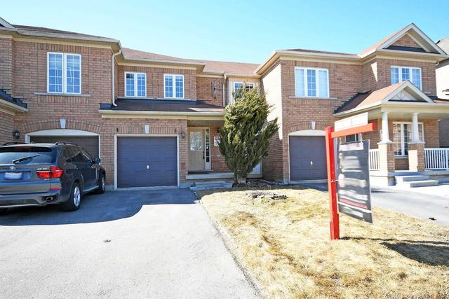 30 Edenfield St, House attached with 3 bedrooms, 3 bathrooms and 3 parking in Brampton ON | Image 1