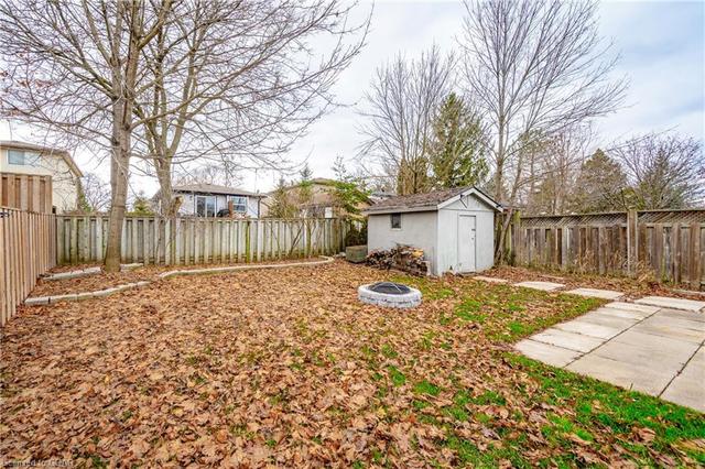 369 West Acres Drive, House detached with 3 bedrooms, 2 bathrooms and 2 parking in Guelph ON | Image 33