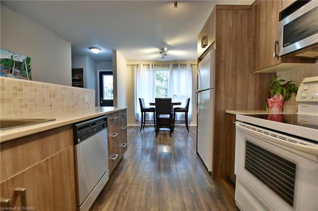 513 Tenth Street, House semidetached with 3 bedrooms, 1 bathrooms and 3 parking in Collingwood ON | Image 8
