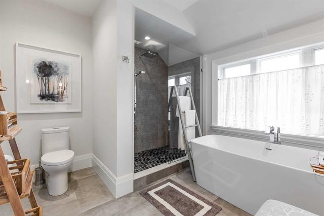 16 Puckeridge Cres, House detached with 3 bedrooms, 4 bathrooms and 4 parking in Toronto ON | Image 15