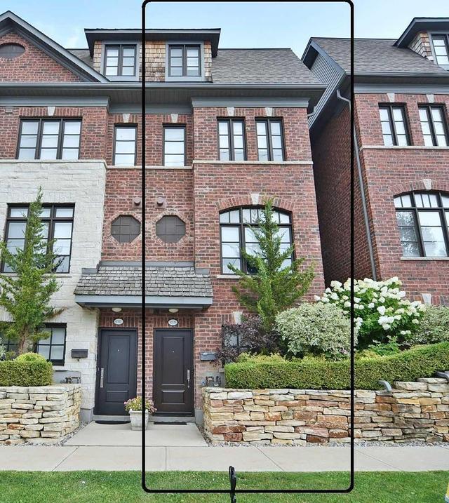 8339 Kipling Ave, Condo with 3 bedrooms, 3 bathrooms and 2 parking in Vaughan ON | Image 2