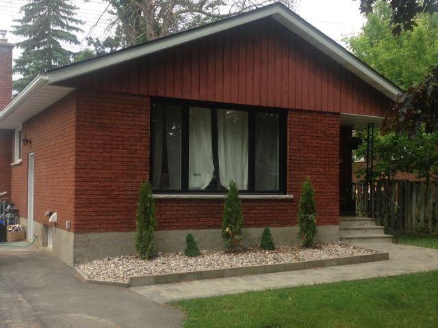 2325 Elmira Dr, House detached with 3 bedrooms, 2 bathrooms and 5 parking in Ottawa ON | Image 1