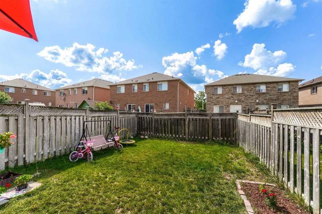 60 Studebaker Tr, House semidetached with 3 bedrooms, 4 bathrooms and 3 parking in Brampton ON | Image 32