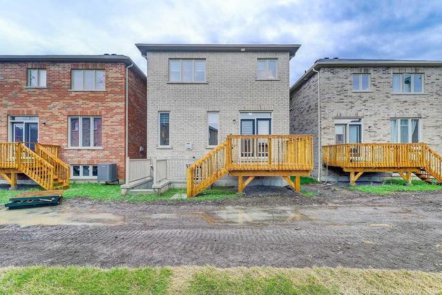 8 Mcclustey Ave, House detached with 4 bedrooms, 3 bathrooms and 2 parking in Ajax ON | Image 20