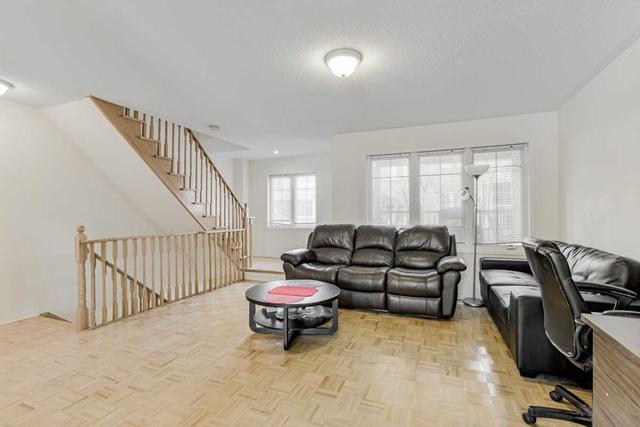 53 - 365 Murray Ross Pkwy, Townhouse with 3 bedrooms, 2 bathrooms and 2 parking in Toronto ON | Image 27