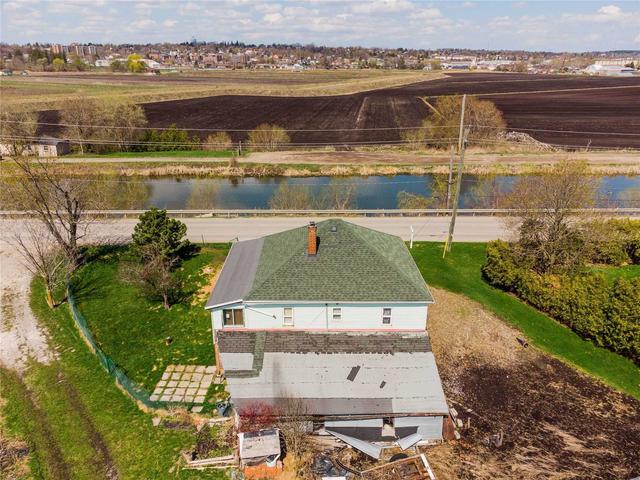 2747 Canal Rd, House detached with 3 bedrooms, 1 bathrooms and 4 parking in Bradford West Gwillimbury ON | Image 3