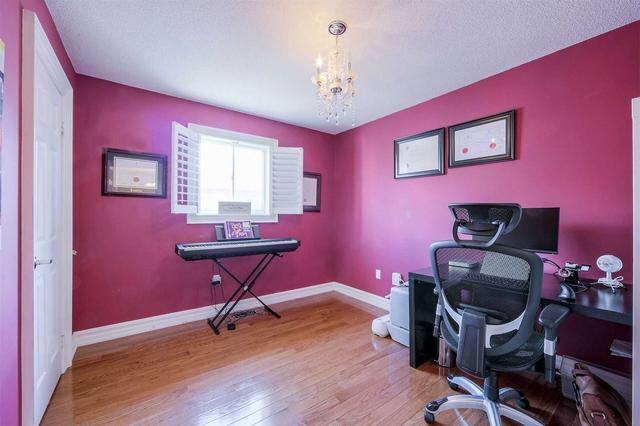 112 Pantomine Blvd, House detached with 4 bedrooms, 3 bathrooms and 6 parking in Brampton ON | Image 10