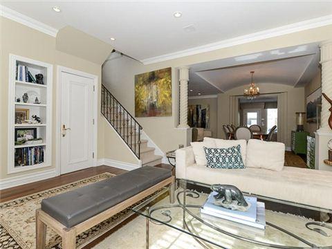 86 Roxborough St W, House detached with 3 bedrooms, 5 bathrooms and 2 parking in Toronto ON | Image 3