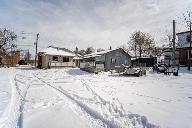 591 Park St N, House detached with 3 bedrooms, 1 bathrooms and 6 parking in Peterborough ON | Image 21