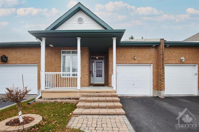 507 Chapel Park Private, Townhouse with 2 bedrooms, 3 bathrooms and 2 parking in Ottawa ON | Image 1