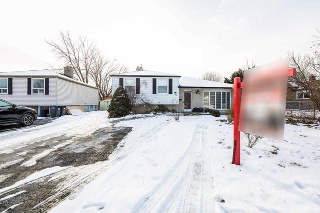 195 Avondale Blvd, House detached with 3 bedrooms, 2 bathrooms and 3 parking in Brampton ON | Image 23