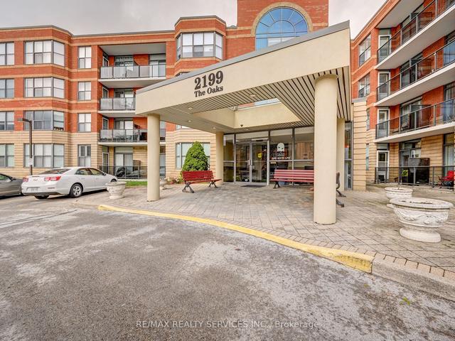 219 - 2199 Sixth Line, Condo with 2 bedrooms, 2 bathrooms and 2 parking in Oakville ON | Image 12