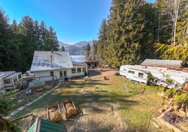 1766 Riondel Road N, House detached with 3 bedrooms, 2 bathrooms and null parking in Central Kootenay A BC | Image 89