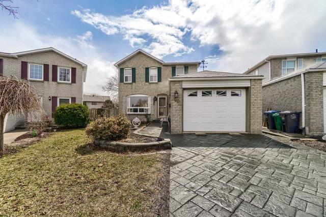 40 Norma Cres, House detached with 3 bedrooms, 3 bathrooms and 5 parking in Brampton ON | Card Image