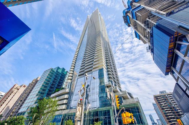5001 - 1 Bloor St E, Condo with 2 bedrooms, 3 bathrooms and 1 parking in Toronto ON | Image 1