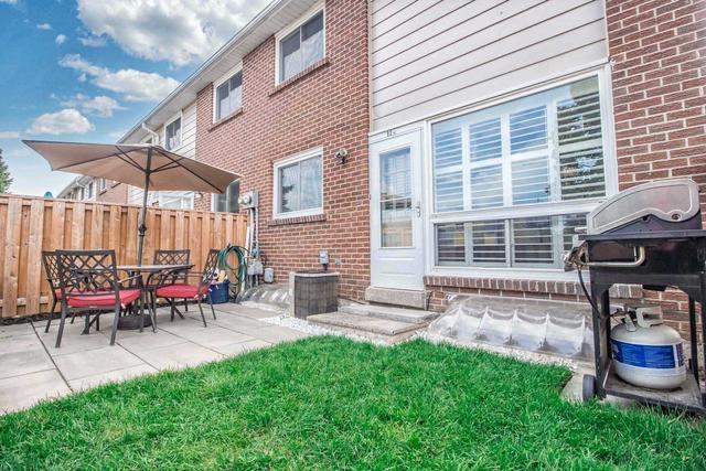 92 - 215 Mississauga Valley Blvd, Townhouse with 3 bedrooms, 3 bathrooms and 2 parking in Mississauga ON | Image 15
