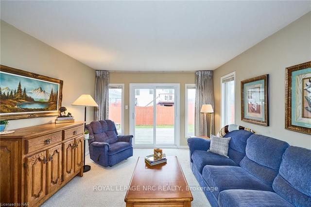 1063 Hansler Rd, House attached with 2 bedrooms, 2 bathrooms and 3 parking in Welland ON | Image 16