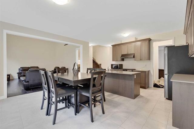 99 Bethpage Cres, House detached with 4 bedrooms, 4 bathrooms and 4 parking in Newmarket ON | Image 20
