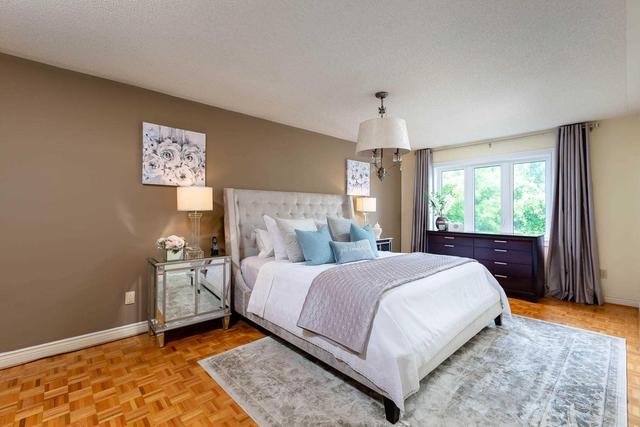 1552 Lewes Way, House detached with 4 bedrooms, 3 bathrooms and 2 parking in Mississauga ON | Image 10