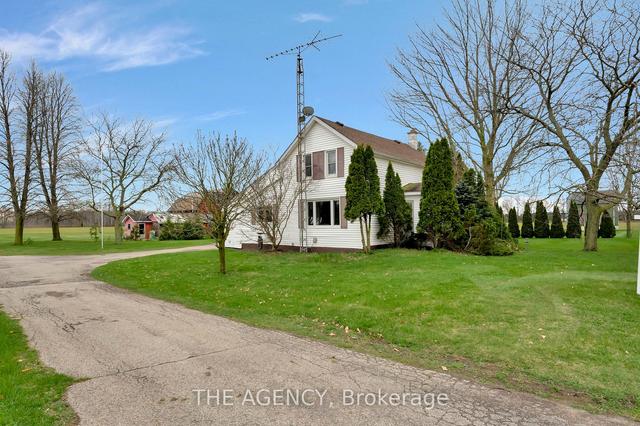 1784 Windham Centre Rd, House detached with 3 bedrooms, 1 bathrooms and 15 parking in Norfolk County ON | Image 32