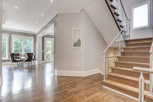 18 Addison Cres, House detached with 4 bedrooms, 6 bathrooms and 6 parking in Toronto ON | Image 23