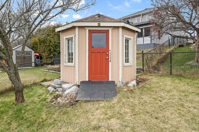 664 Melrose St, House detached with 3 bedrooms, 3 bathrooms and 6 parking in Kingston ON | Image 30