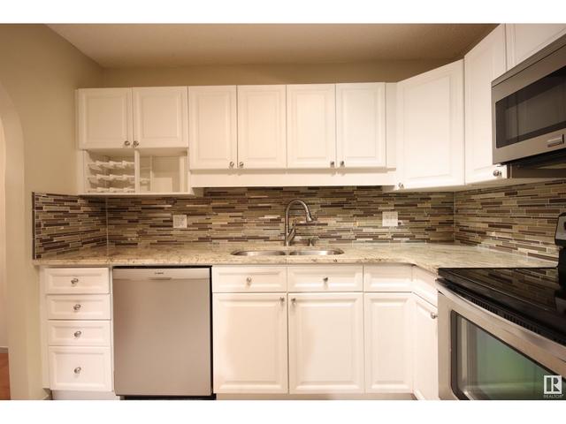 211 - 17151 94a Av Nw, Condo with 2 bedrooms, 2 bathrooms and 1 parking in Edmonton AB | Image 5