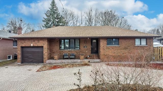 43 Springhome Rd, House detached with 2 bedrooms, 3 bathrooms and 7 parking in Barrie ON | Image 1