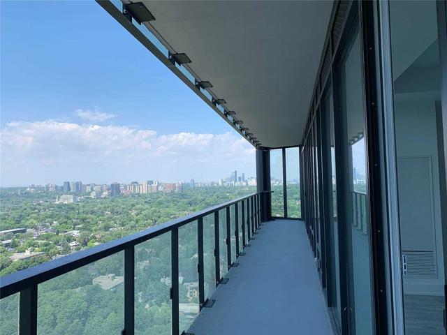 3202 - 575 Bloor St E, Condo with 3 bedrooms, 2 bathrooms and 2 parking in Toronto ON | Image 17