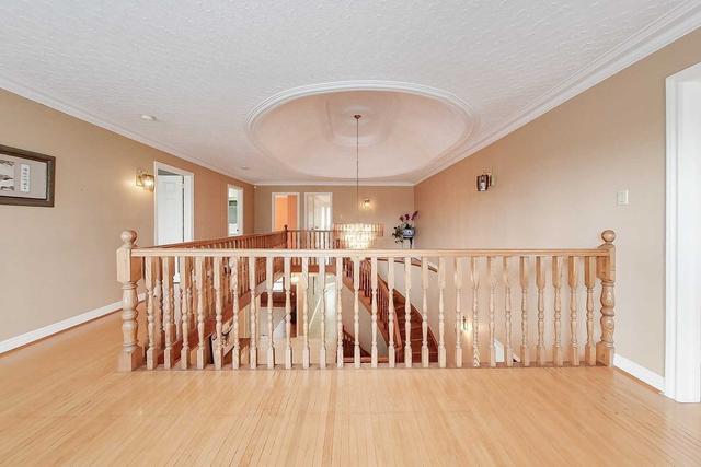 1918 Unicorn Crt, House detached with 4 bedrooms, 4 bathrooms and 6 parking in Mississauga ON | Image 15