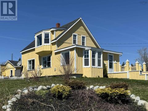 6700 Highway 3, House detached with 3 bedrooms, 2 bathrooms and null parking in Queens NS | Card Image