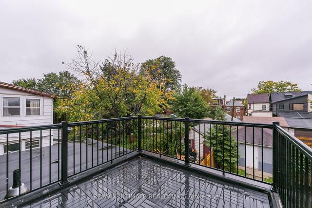 2 - 701 Dupont St, House semidetached with 2 bedrooms, 1 bathrooms and 1 parking in Toronto ON | Image 11