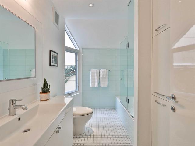 60 Woodlawn Ave W, House semidetached with 4 bedrooms, 5 bathrooms and 4 parking in Toronto ON | Image 16