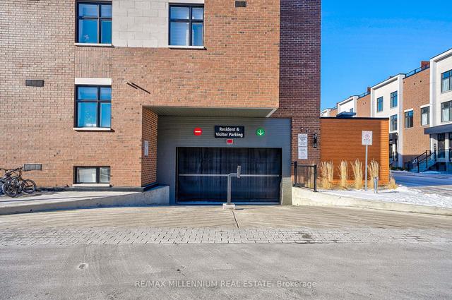 l114 - 9560 Islington Ave, Townhouse with 2 bedrooms, 3 bathrooms and 1 parking in Vaughan ON | Image 4