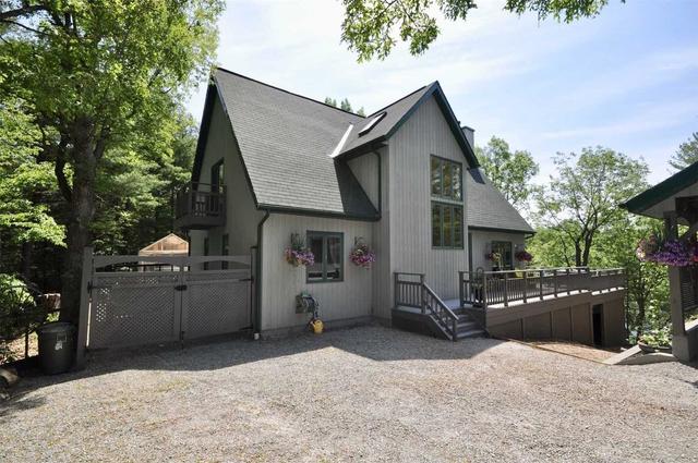 64 Jennys Lane, House detached with 4 bedrooms, 2 bathrooms and 6 parking in Rideau Lakes ON | Image 1