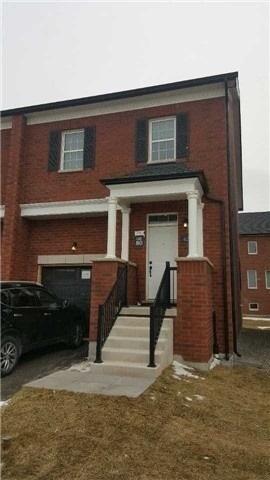 58 Mclaughlin Ave, House attached with 3 bedrooms, 3 bathrooms and 3 parking in Milton ON | Image 1