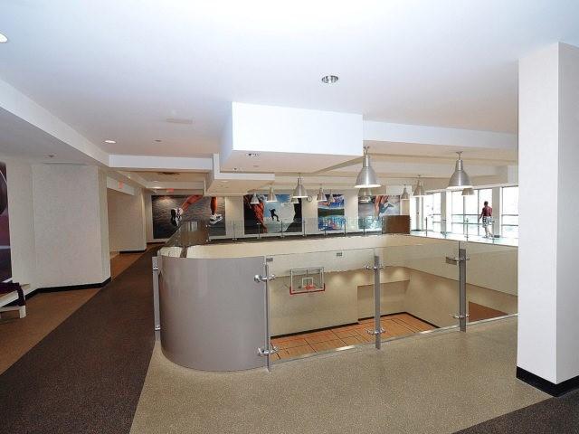 Lph10 - 80 Absolute Ave, Condo with 1 bedrooms, 2 bathrooms and 1 parking in Mississauga ON | Image 14
