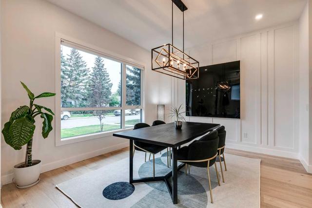 422 21 Avenue Ne, Home with 4 bedrooms, 3 bathrooms and 2 parking in Calgary AB | Image 5