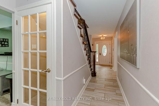 67 Milford Cres, House detached with 4 bedrooms, 4 bathrooms and 10 parking in Brampton ON | Image 38